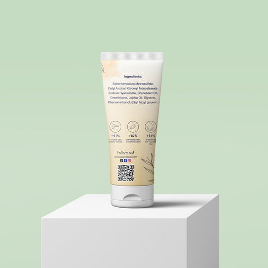 Glowing Hydrating Light Moisturizer - Armaa Store