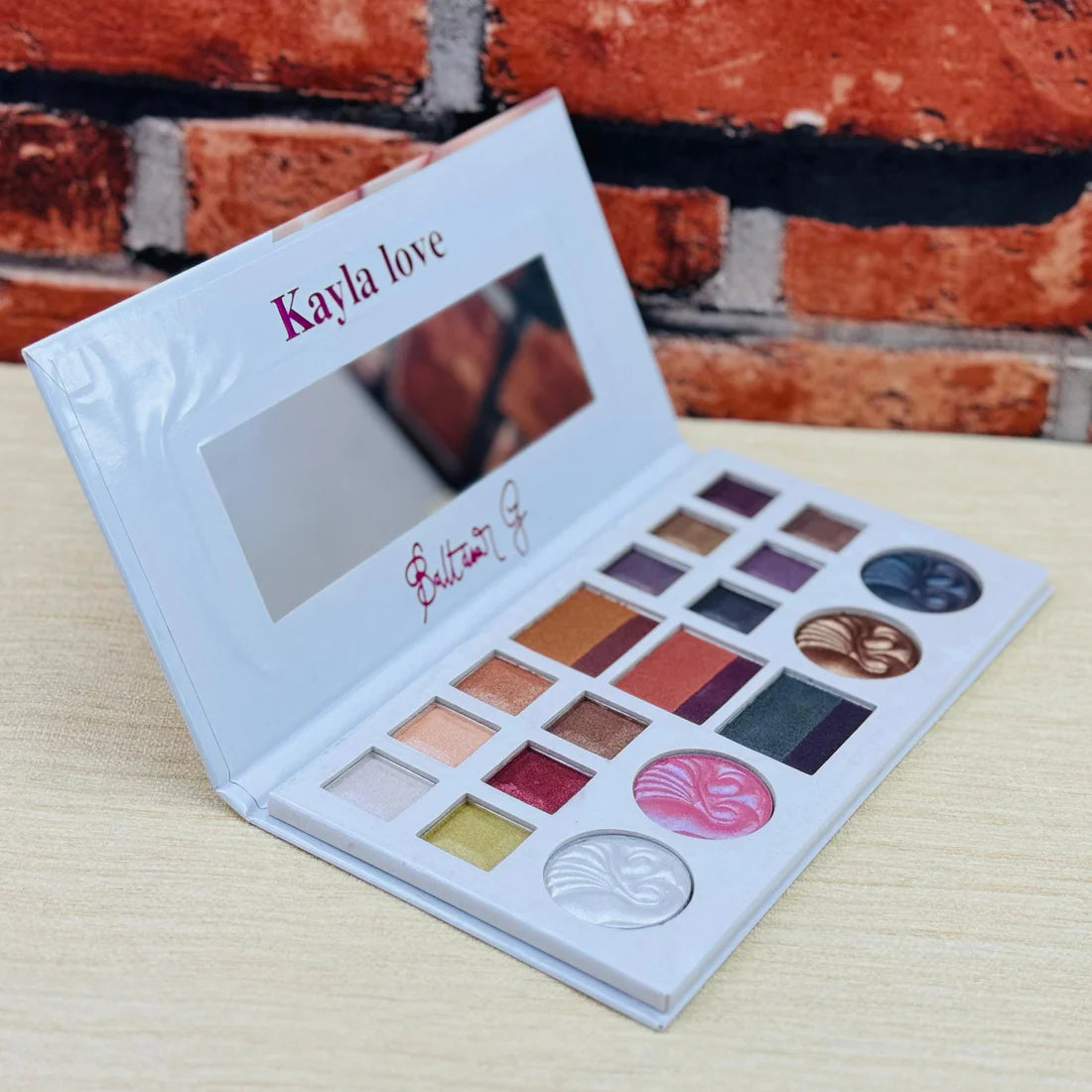 Kayla Love Eye Shadow | Makeup Kit