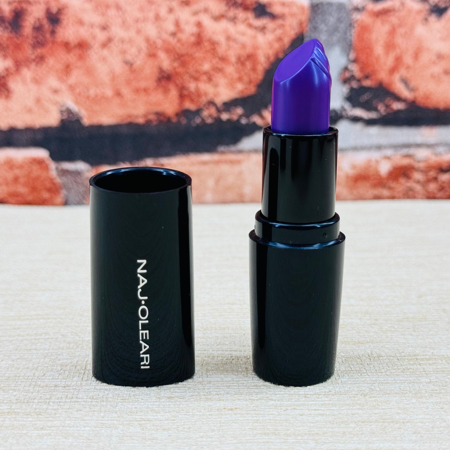 Naj Oleari Seduction Lipstick - 02 Plum Ecstasy